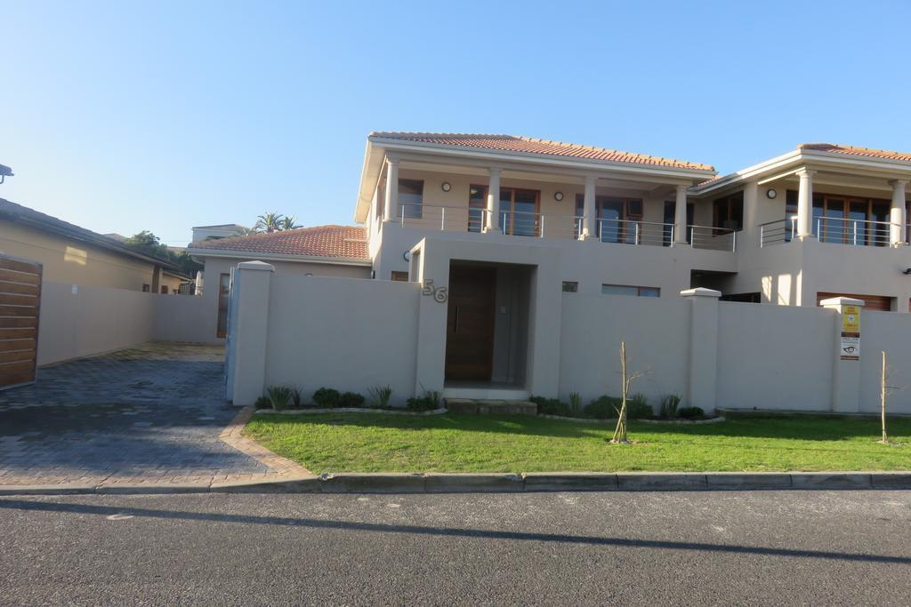 Waves Echo Apartment Bloubergstrand Exterior photo